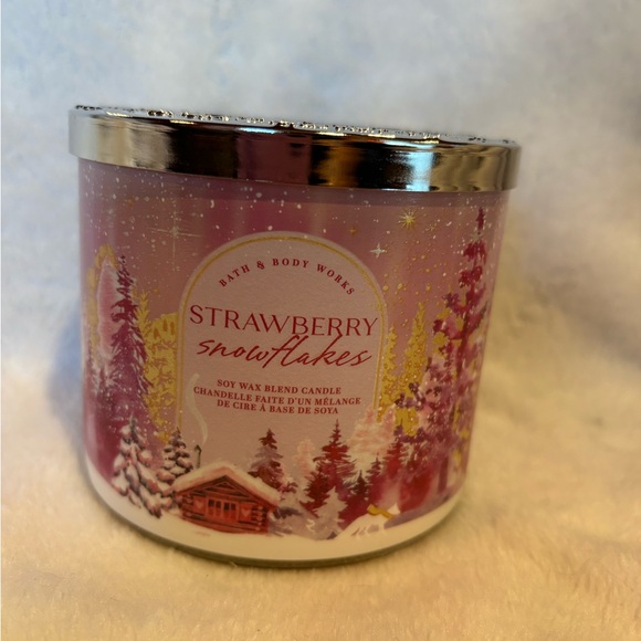 Bath & Body Works Other - Bath & Body Works Strawberry Snowflakes Candle - Pink and Silver